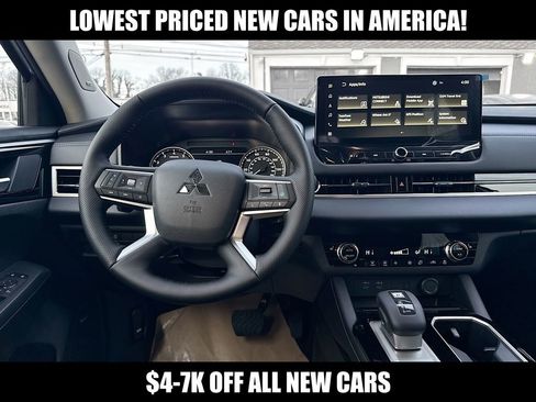 New 2026 Mitsubishi Outlander SE FWD image 27