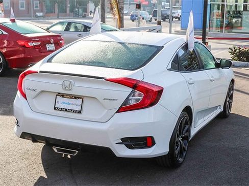 Used 2020 Honda Civic Sport image 5