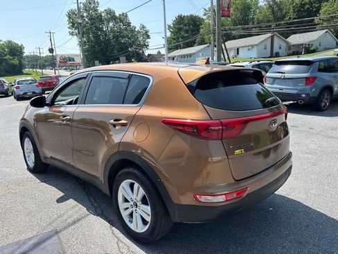 Used 2019 Kia Sportage LX AWD/4WD image 4