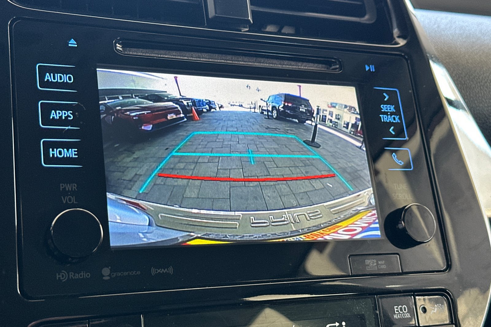Used 2018 Toyota Prius Three Touring FWD image 21