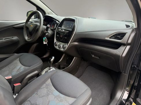 Used 2018 Chevrolet Spark LS image 31