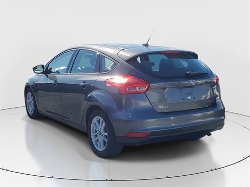 Used 2018 Ford Focus SE image 5