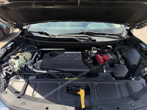 Used 2024 Nissan Rogue SV FWD image 20