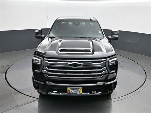 Certified 2025 Chevrolet Silverado 2500 High Country w/ Technology Package image 14