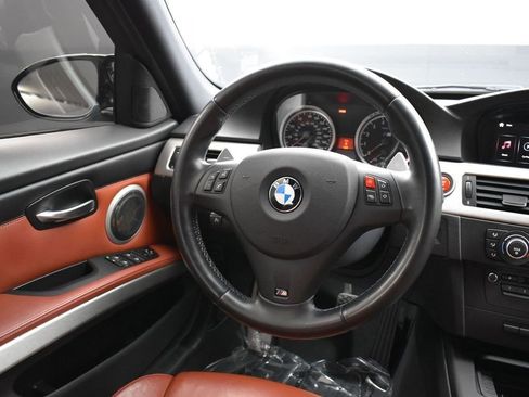 Used 2011 BMW M3 Sedan RWD image 17