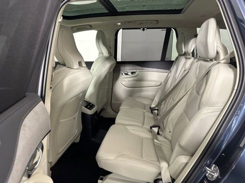 Used 2024 Volvo XC90 T8 Ultimate w/ Lounge Package image 25