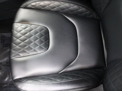 Used 2024 Ford Edge Titanium image 18