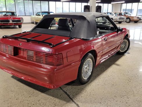 Used 1989 Ford Mustang GT RWD image 33