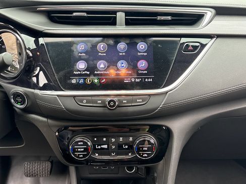 Used 2022 Buick Encore GX Select FWD image 23