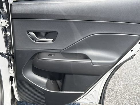 New 2026 Hyundai Kona Limited FWD image 16