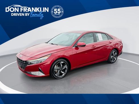 Used 2023 Hyundai Elantra Limited w/ Preferred Accessory Package FWD image 1