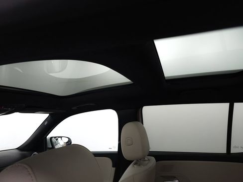 Certified 2026 Mercedes-Benz GLB 250 4MATIC image 23