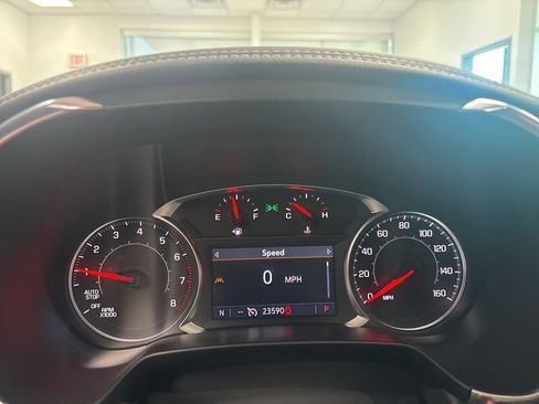 Used 2025 Chevrolet Blazer LT image 19