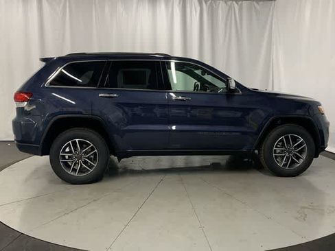 Used 2020 Jeep Grand Cherokee Limited AWD/4WD image 25
