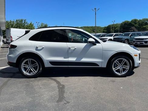 Used 2021 Porsche Macan AWD/4WD image 4