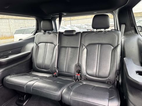 Used 2024 Jeep Wagoneer Series III image 20