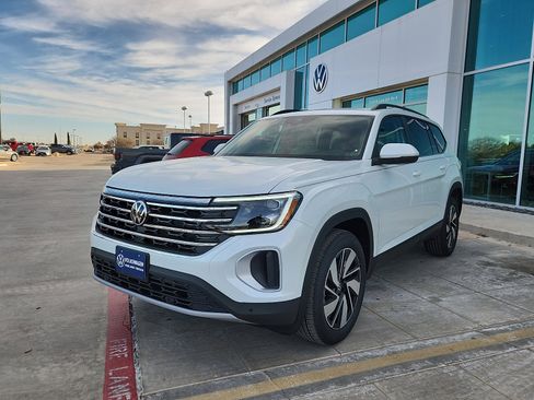 New 2026 Volkswagen Atlas SE image 3