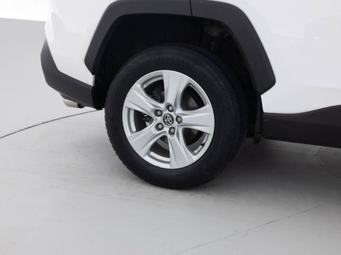 Used 2020 Toyota RAV4 XLE w/ Convenience Package AWD/4WD image 21