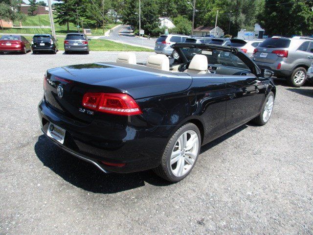Used 2015 Volkswagen Eos Executive FWD image 13