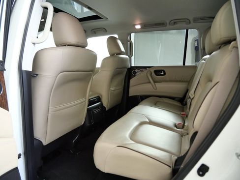 Used 2019 Nissan Armada SL w/ Premium Package AWD/4WD image 13