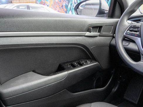 Used 2018 Hyundai Elantra SEL FWD image 13