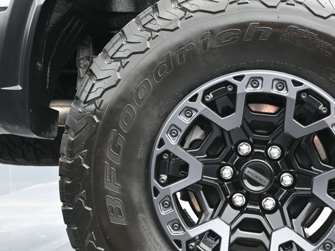 Used 2025 Ford F150 Raptor w/ Equipment Group 803A Raptor R image 43