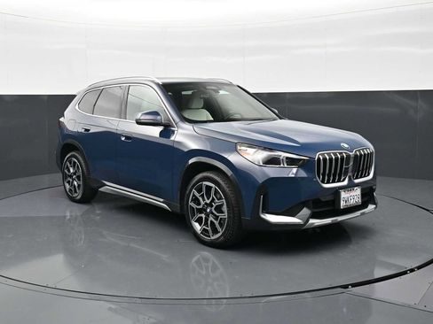 Used 2026 BMW X1 xDrive28i w/ Technology Package AWD/4WD image 3