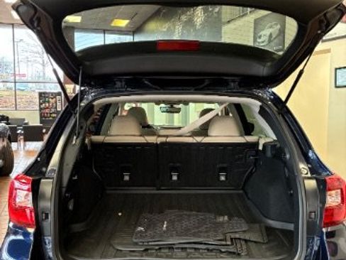 Used 2018 Subaru Outback 2.5i Limited AWD/4WD image 14