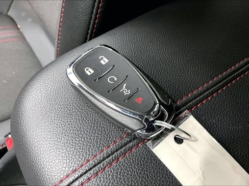 Used 2024 Chevrolet Equinox RS FWD image 12