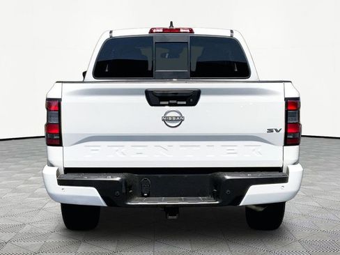 Used 2022 Nissan Frontier SV RWD image 6