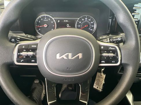 Used 2022 Kia Sorento LX FWD image 52