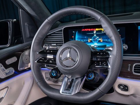 New 2026 Mercedes-Benz GLS 63 AMG 4MATIC image 16