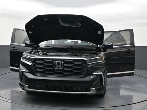 Used 2025 Honda Pilot EX-L image 34