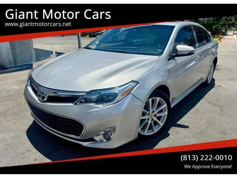 Used 2014 Toyota Avalon Limited w/ Technology Package FWD image 1