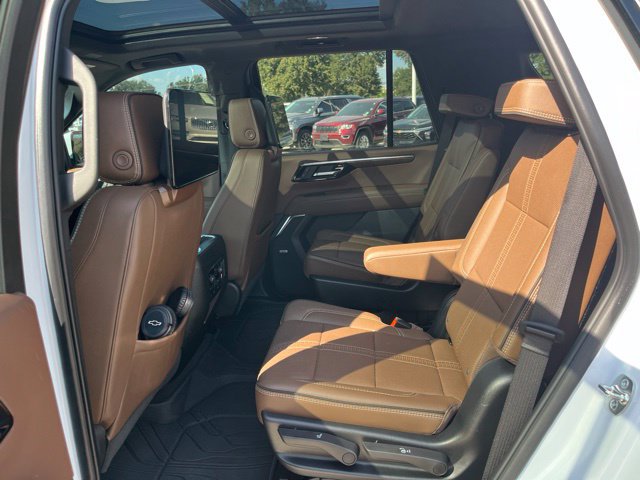 Used 2026 Chevrolet Tahoe High Country AWD/4WD image 40