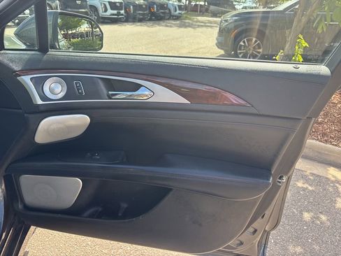 Used 2017 Lincoln MKZ Reserve w/ Luxury Package AWD/4WD image 23