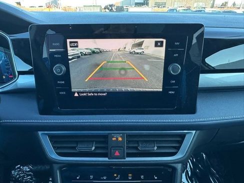 New 2026 Volkswagen Taos SEL image 33