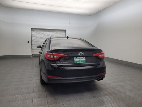 Used 2017 Hyundai Sonata SE image 6