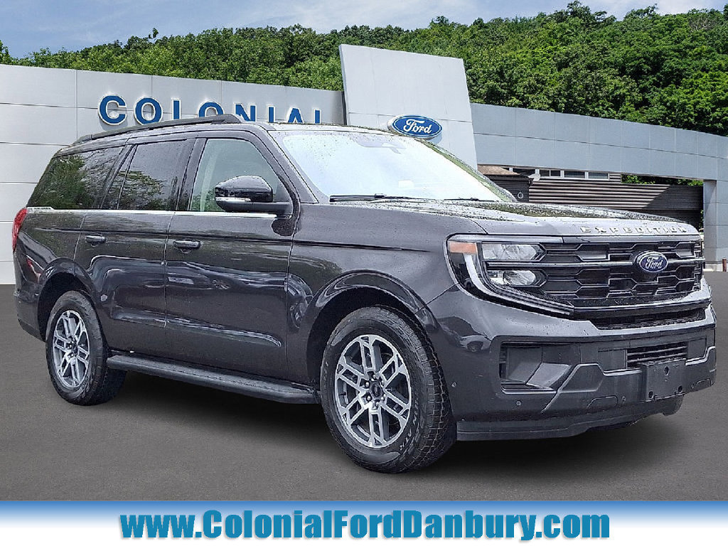 Used 2025 Ford Expedition Active AWD/4WD image 1