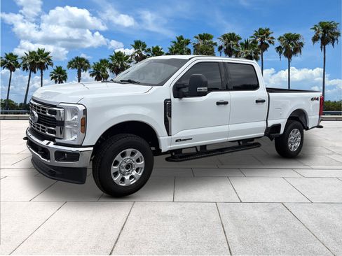 Certified 2024 Ford F250 XLT image 4