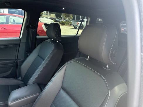 Used 2021 Volkswagen Tiguan S FWD image 3