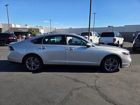 Used 2024 Honda Accord EX image 7