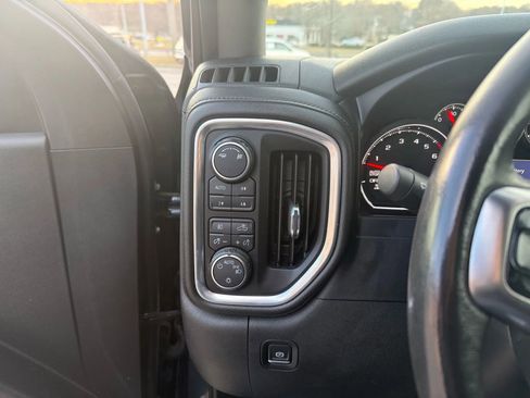 Used 2019 Chevrolet Silverado 1500 RST image 19