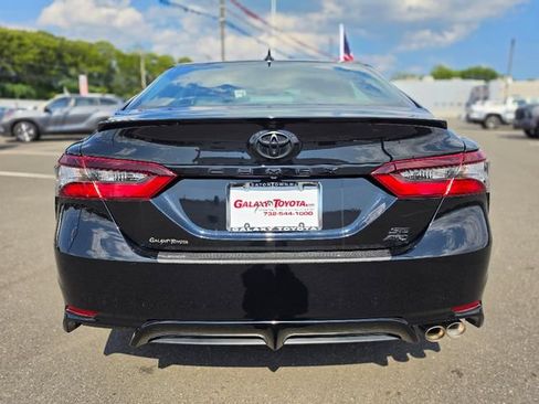Used 2024 Toyota Camry SE w/ Cold Weather Package AWD/4WD image 6