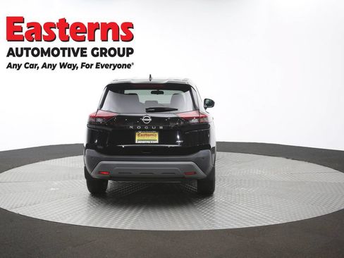 Used 2023 Nissan Rogue S AWD/4WD image 32
