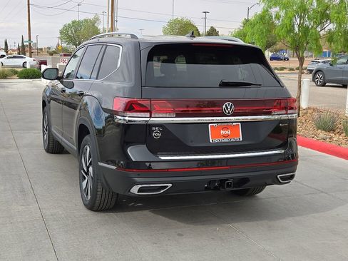 Used 2025 Volkswagen Atlas SEL image 8