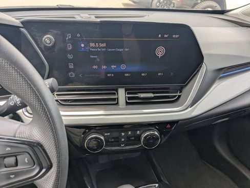 Certified 2024 Chevrolet Trax LT image 20