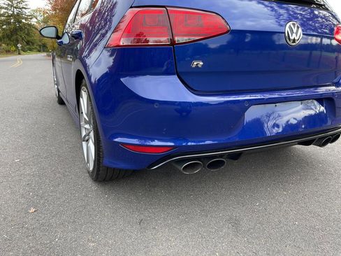 Used 2017 Volkswagen Golf 4-Door image 17