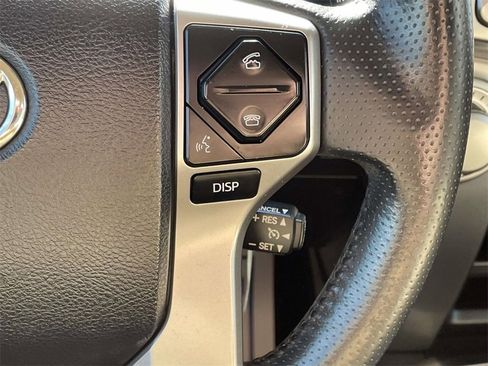 Used 2018 Toyota 4Runner SR5 image 20