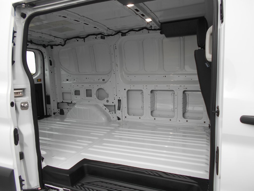 Used 2025 Ford Transit 250 Low Roof w/ Exterior Upgrade Package RWD image 7